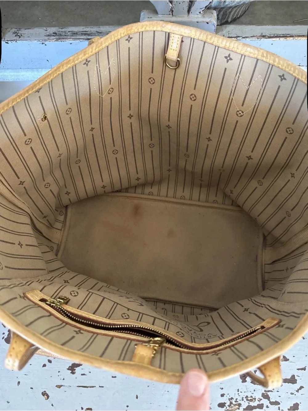 Louis Vuitton Monogram Canvas Neverfull MM Tote Bag